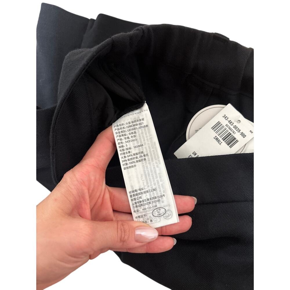 Hollister Women's Black Wrap Front Pleated Skort Size Small NWT - Picture 9 of 9